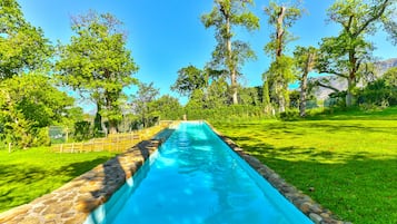 Piscina de natación o entrenamiento