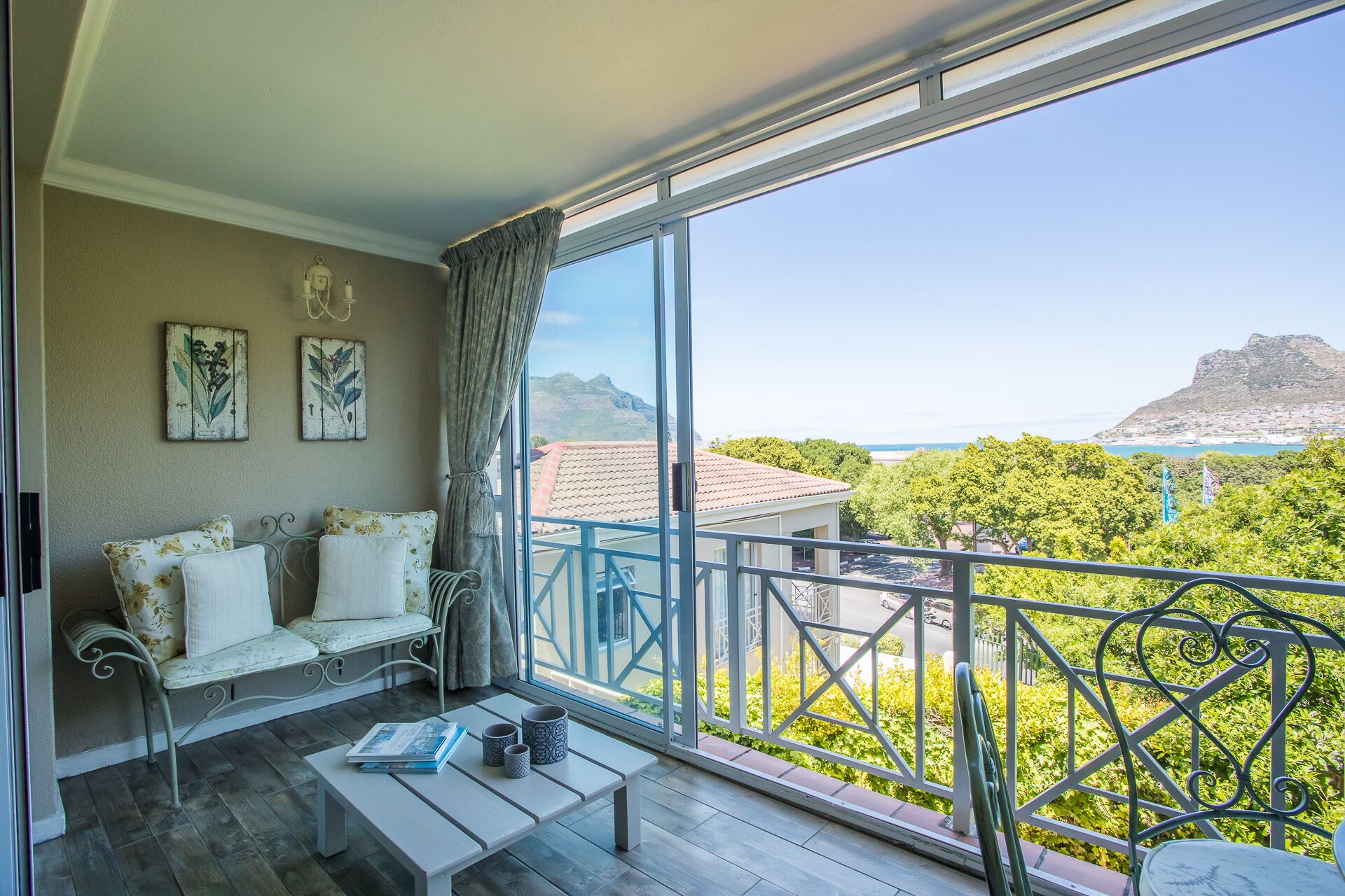 Beach/ocean view