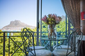 Mountain view - dk villas 1 Harbour View Hout Bay (Cape Town)