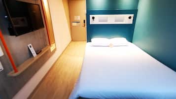 Habitación estándar, 1 cama matrimonial | Caja de seguridad en la habitación, insonorización y wifi gratis