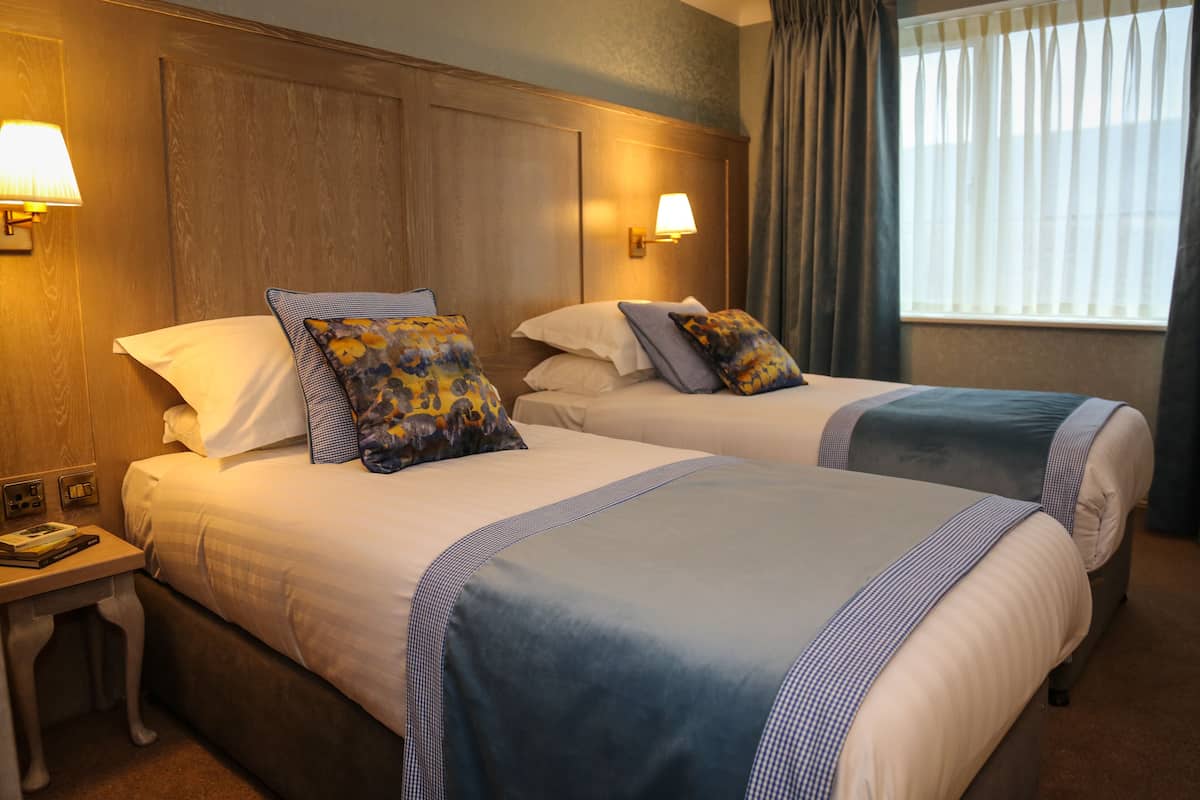 Twin Room | 1 bilik tidur, peralatan tempat tidur premium, peti besi dalam bilik