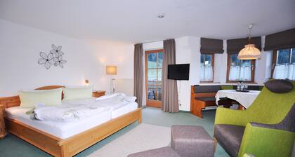 Berghüs Schratt - vegetarisches und veganes Biohotel