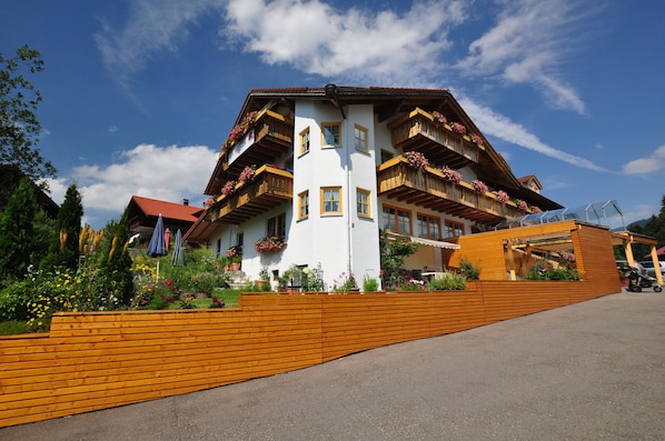 Exterior - Berghüs Schratt - vegetarisches und veganes Biohotel (Oberstaufen)