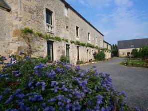 Exterior - La Mare Aux 3 Diables Chambre d'Hôtes (Fresney-le-Vieux)