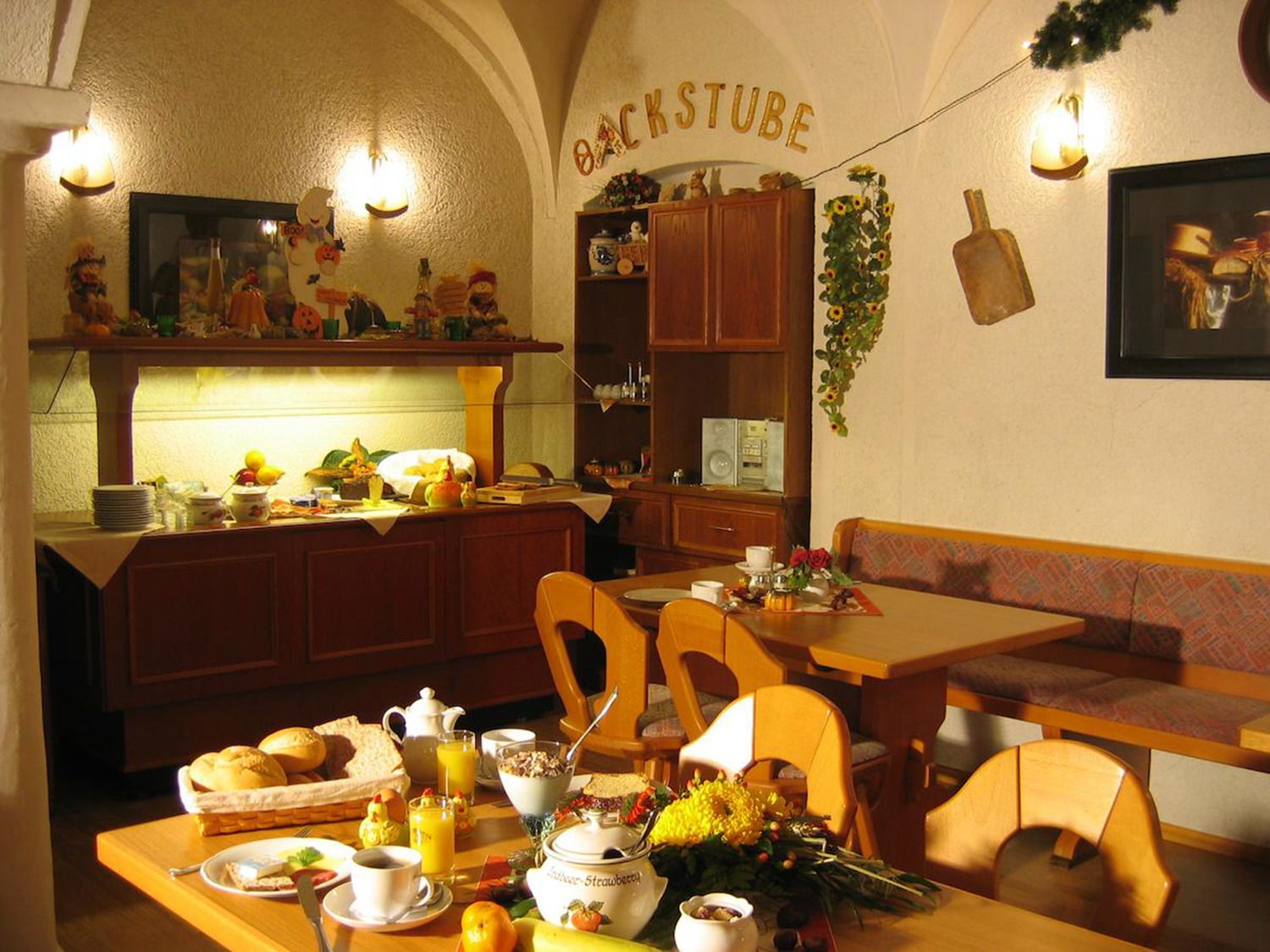 Daily buffet breakfast (EUR 7 per person)