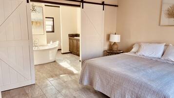 Getaway House | 1 chambre, literie de qualité supérieure, décoration personnalisée