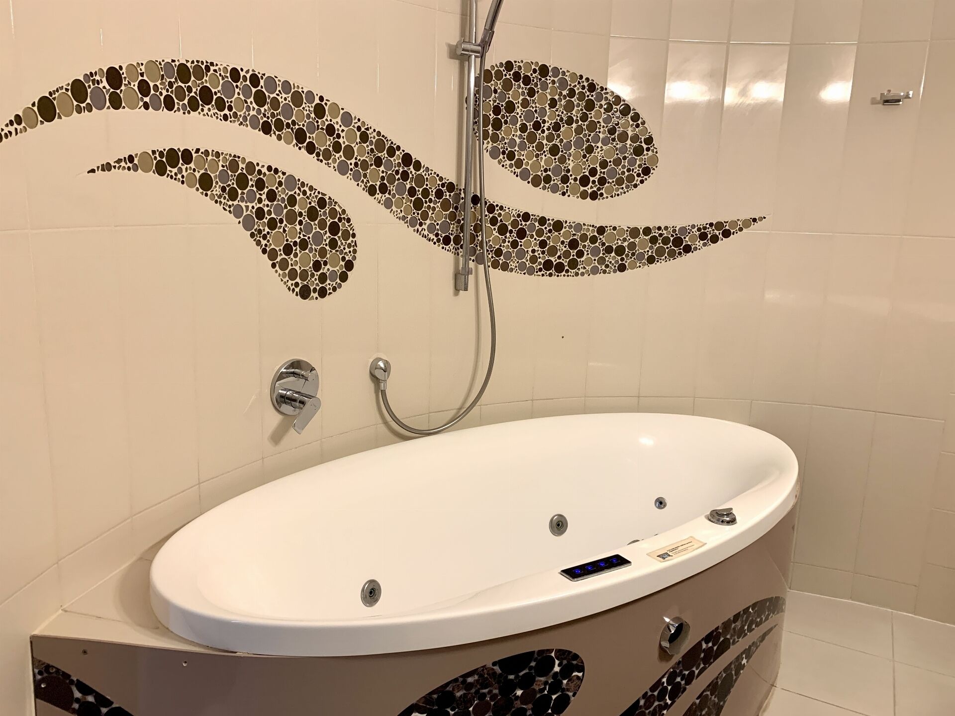 luxury room | bathroom | bathrobes, towels