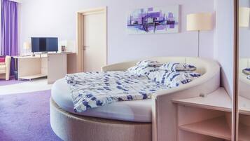 1 chambre, minibar, bureau, rideaux occultants