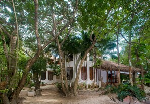 Exterior - Villa Natural Luxury Architect Villa (Cancun)