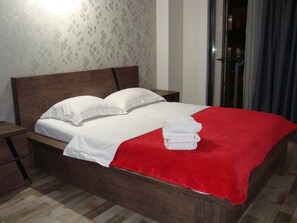 Classic-Apartment, 1 King-Bett | Verdunkelungsvorhänge, kostenlose Zustellbetten, kostenloses WLAN