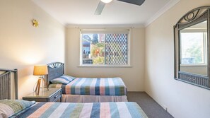 3 bedrooms, iron/ironing board