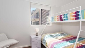 2 bedrooms, iron/ironing board, free WiFi