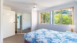 3 bedrooms, iron/ironing board