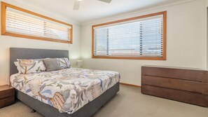 2 bedrooms, iron/ironing board