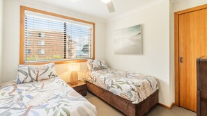 2 bedrooms