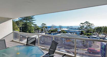 9 'Nelson Towers' 71a Victoria Parade - unité au cœur de Nelson Bay avec vue sur l'eau