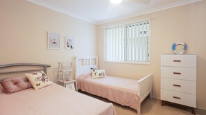 4 chambres, fer et planche à repasser, Wi-Fi gratuit