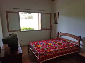 4 Schlafzimmer, Schreibtisch, kostenloses WLAN