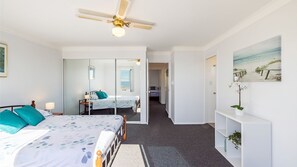 3 bedrooms, iron/ironing board, free WiFi