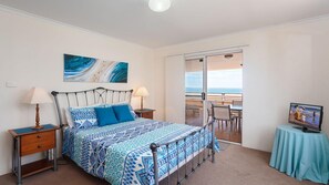 3 bedrooms, iron/ironing board