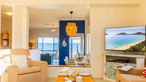 TV - Ocean Views, 4 Ocean Street - Absolute Waterfront Retreat at Fishermans Bay (Fishermans Bay)