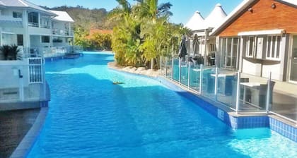 'Oaks Pacific Blue 339', 270 Sandy Point Road - RIESIGES RESORT LAGOON POOL