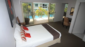 2 bedrooms, iron/ironing board, free WiFi