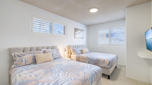 2 bedrooms, iron/ironing board, free WiFi