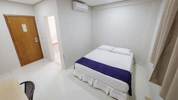 Minibar, desk, soundproofing, free WiFi