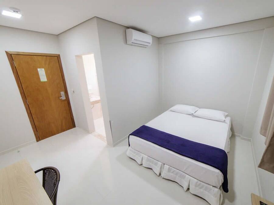 Frigobar, escrivaninha, quartos à prova de som, Wi-Fi de cortesia