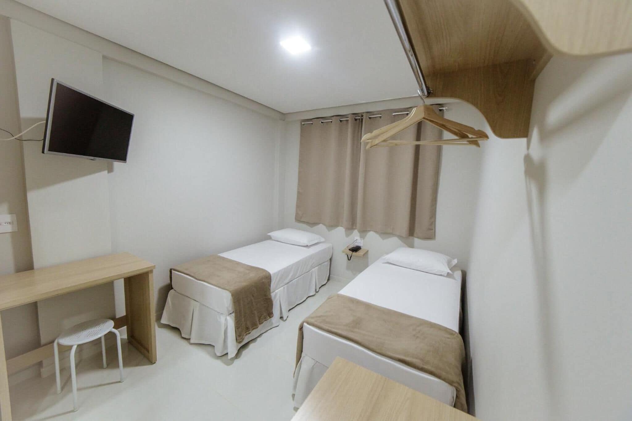 minibar, desk, soundproofing, free wifi