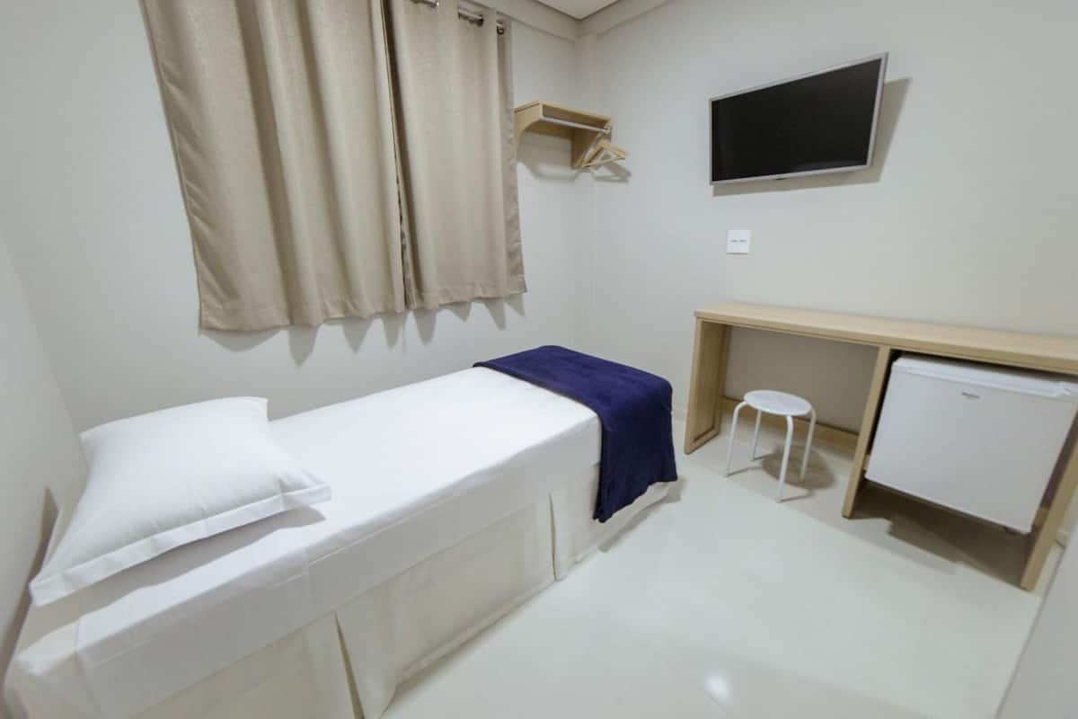 minibar, desk, soundproofing, free wifi