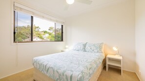3 bedrooms, iron/ironing board