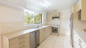 Fridge, microwave, oven, stovetop - 1-8 Christmas Bush Avenue -  230m to Dutchies beach (Nelson Bay)