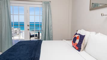 City Studio, 1 King Bed, Ocean View | Egyptian cotton sheets, blackout drapes, iron/ironing board, free WiFi