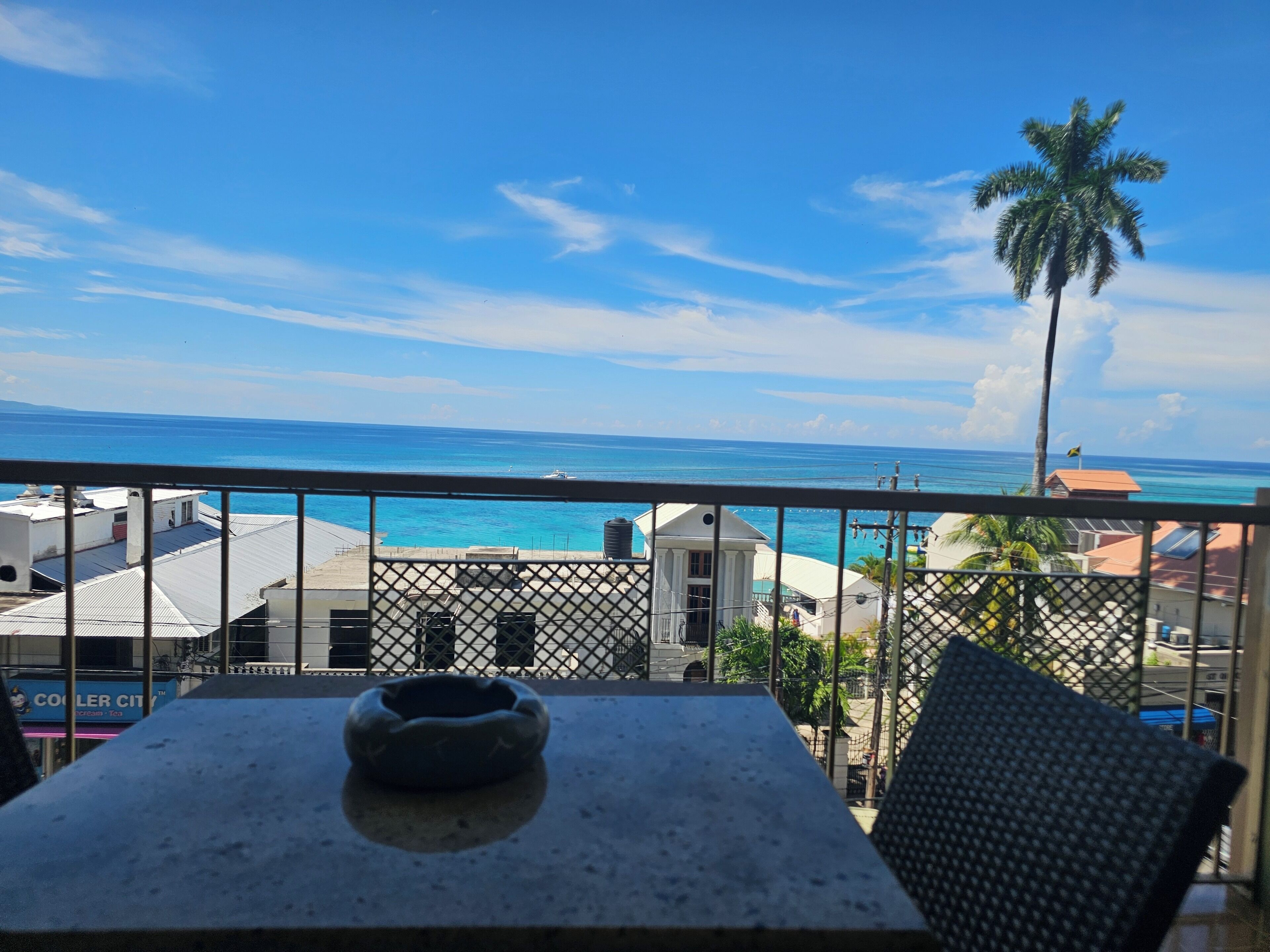 City Studio, 1 King Bed, Ocean View | Terrace/patio