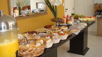 Petit déjeuner continental compris tous les jours