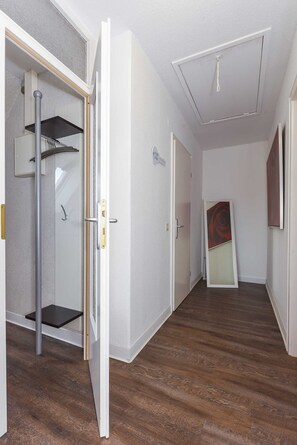 Interior - Captain's cabin rental - House anchorage (Esens)