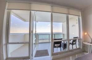 Apartment, 2 Schlafzimmer, Nichtraucher (B) | Balkon