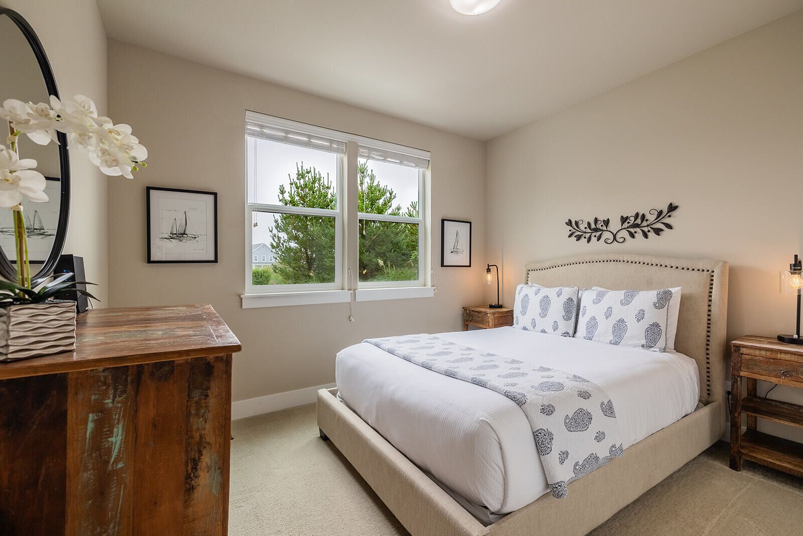 1 soverom, strykejern/-brett, internettilgang og sengetøy