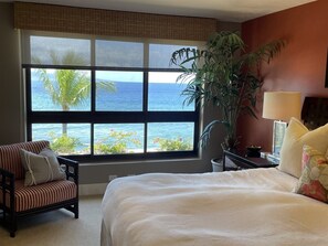 1 slaapkamer, een kluis op de kamer, een strijkplank/strijkijzer