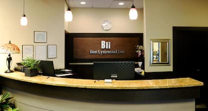 Best Lynnwood Inn