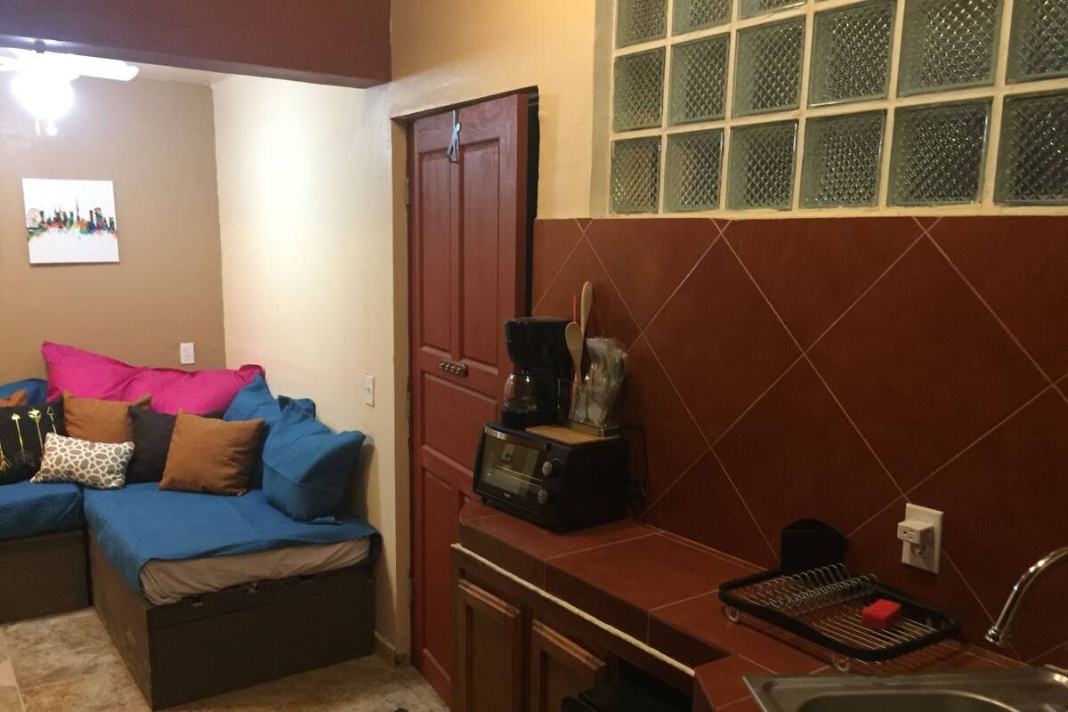 Comfort Apartment, 2 Bedrooms, Non Smoking, Kitchenette | Private kitchen | Coffee/tea maker, shared fridge, cookware/dishes/utensils