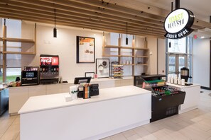 Buffet déjeuner servi tous les jours en supplément