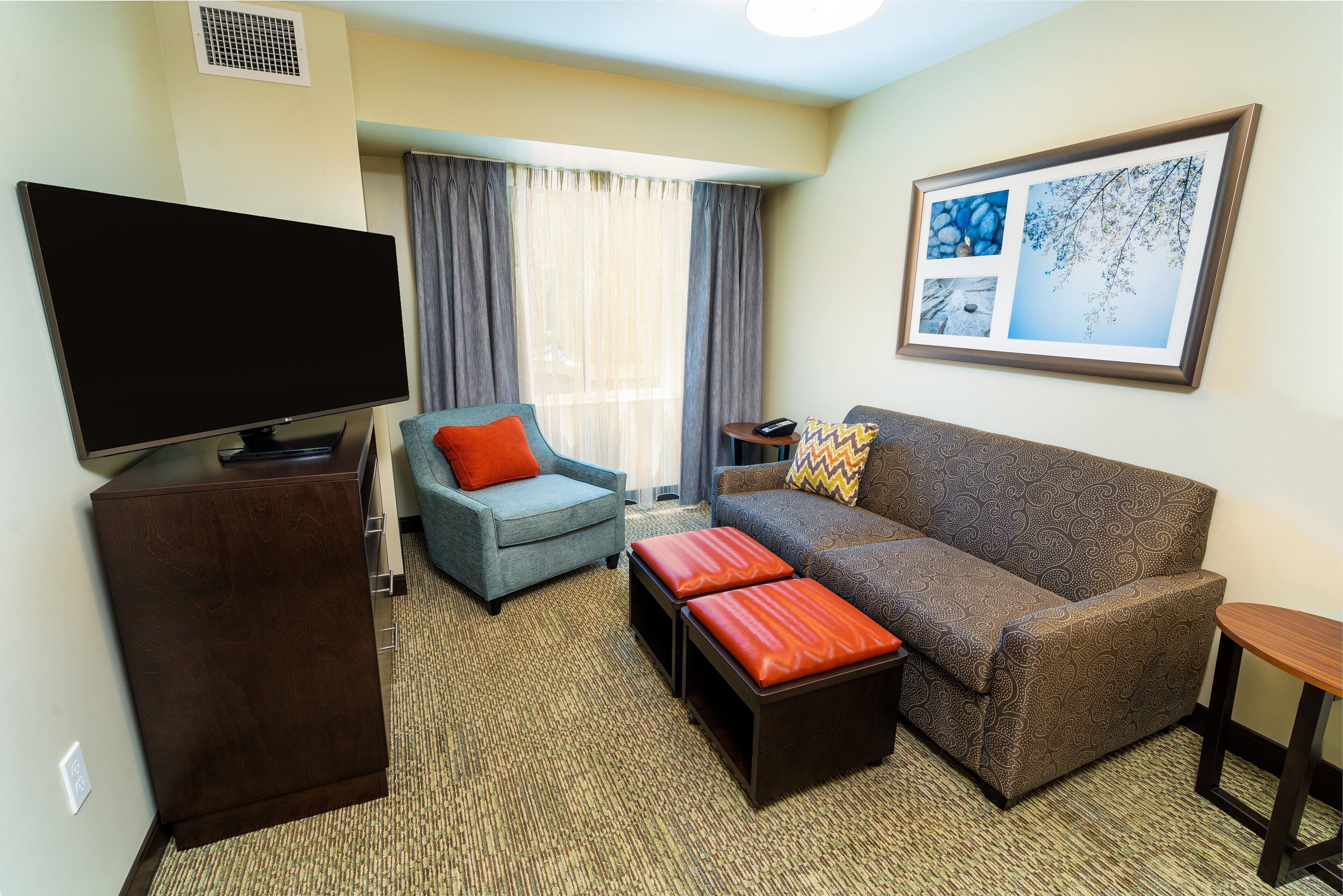 suite, 2 bedrooms, kitchen | 1 bedroom, pillow-top beds, in-room safe, desk