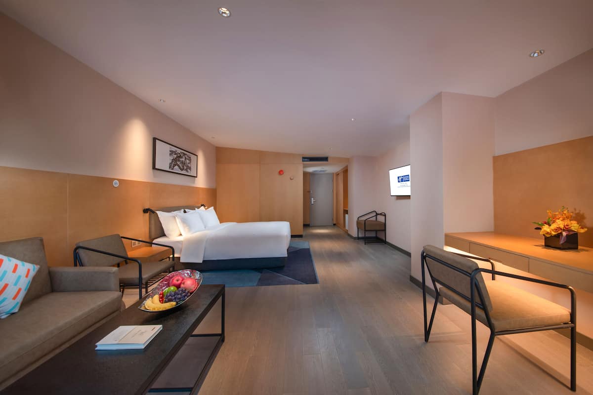 Standard Room, Multiple Beds (Extra Floor Space) | In-room safe, desk, soundproofing, free WiFi