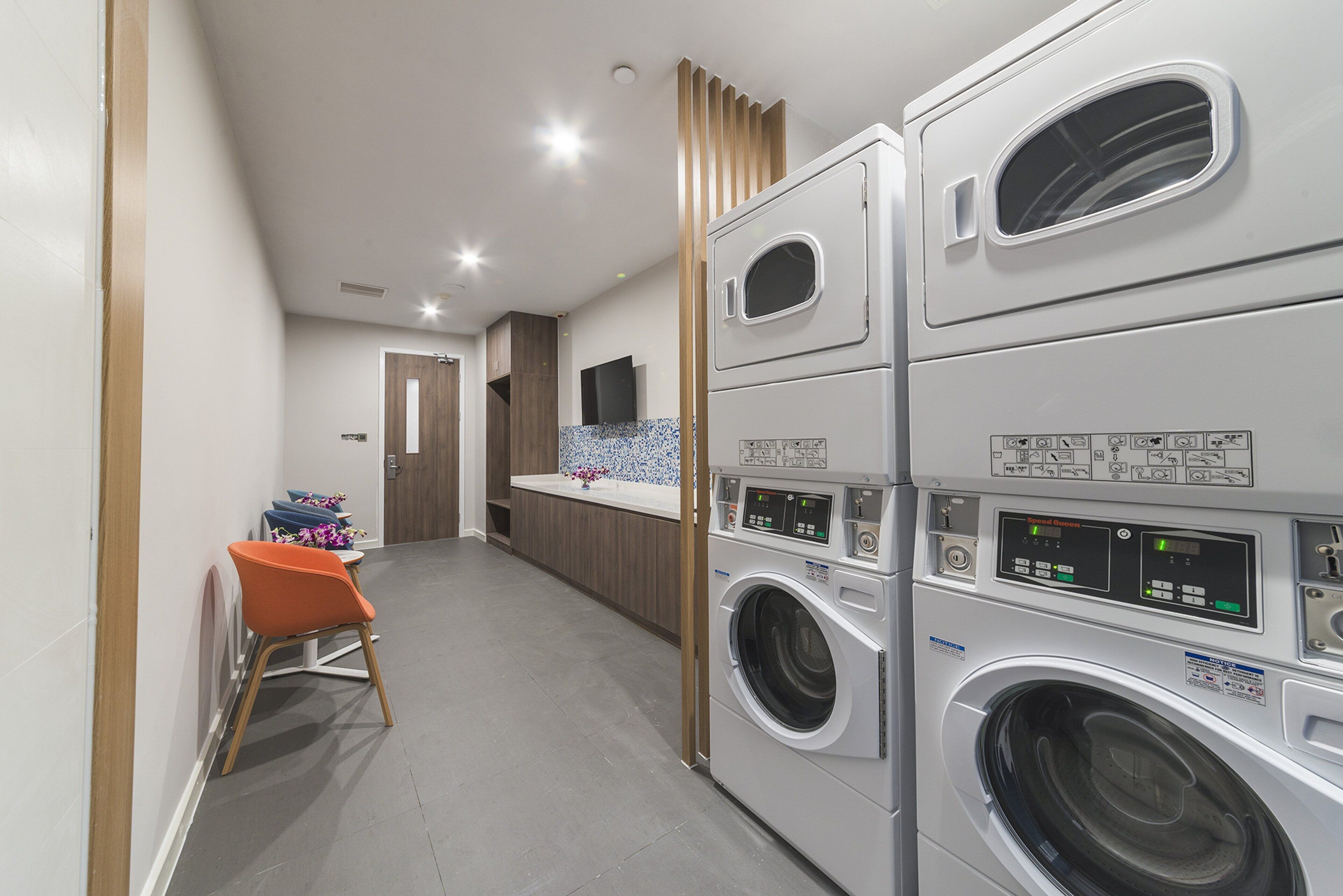 Photo - Holiday Inn Express Shanghai Xuhui Binjiang, an IHG Hotel