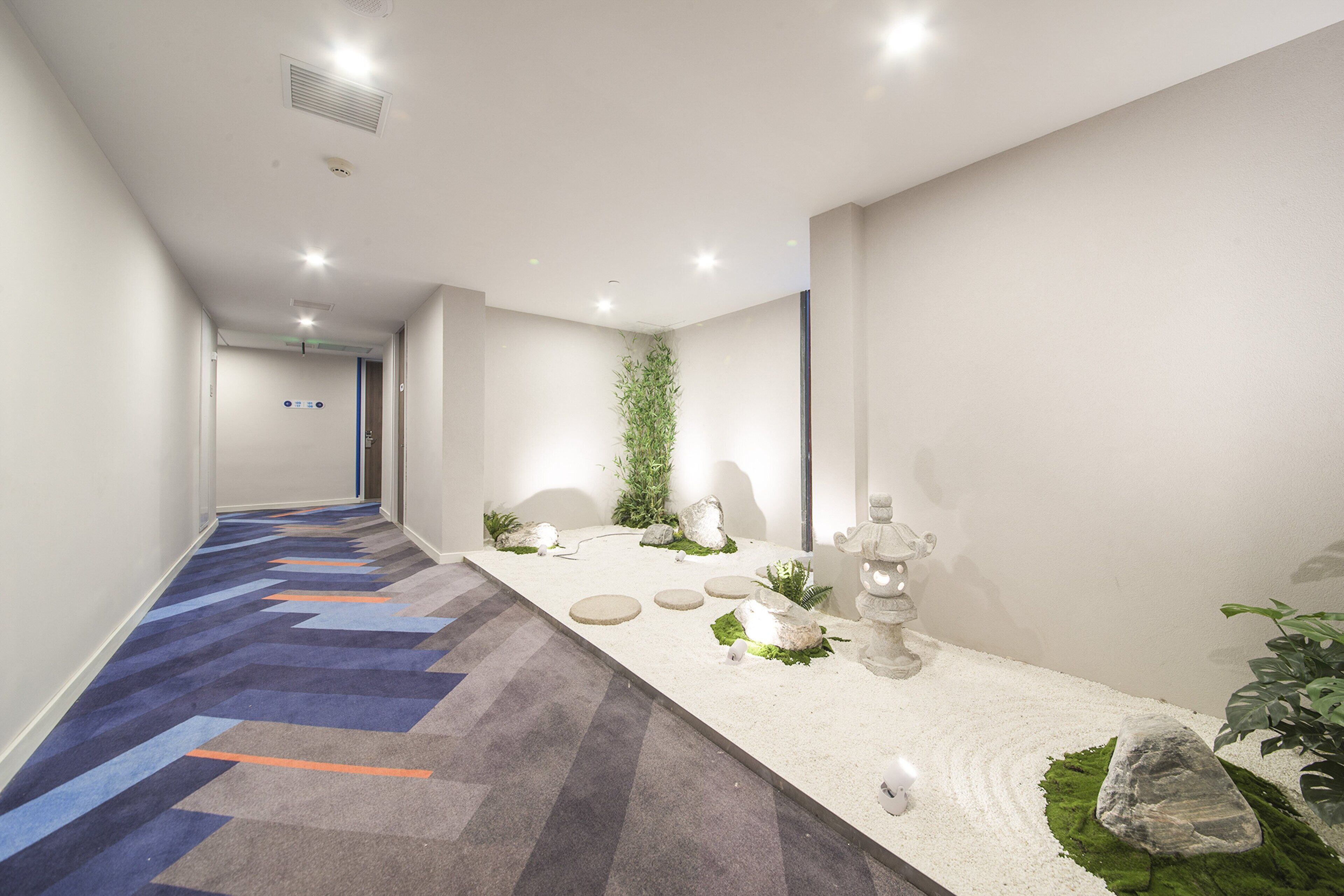 Photo - Holiday Inn Express Shanghai Xuhui Binjiang, an IHG Hotel