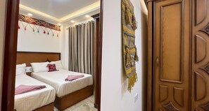 Double Room | 1 bedroom, down comforters, Select Comfort beds, individually decorated