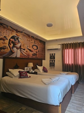 1 habitación, edredón, camas Select Comfort y decoración personalizada